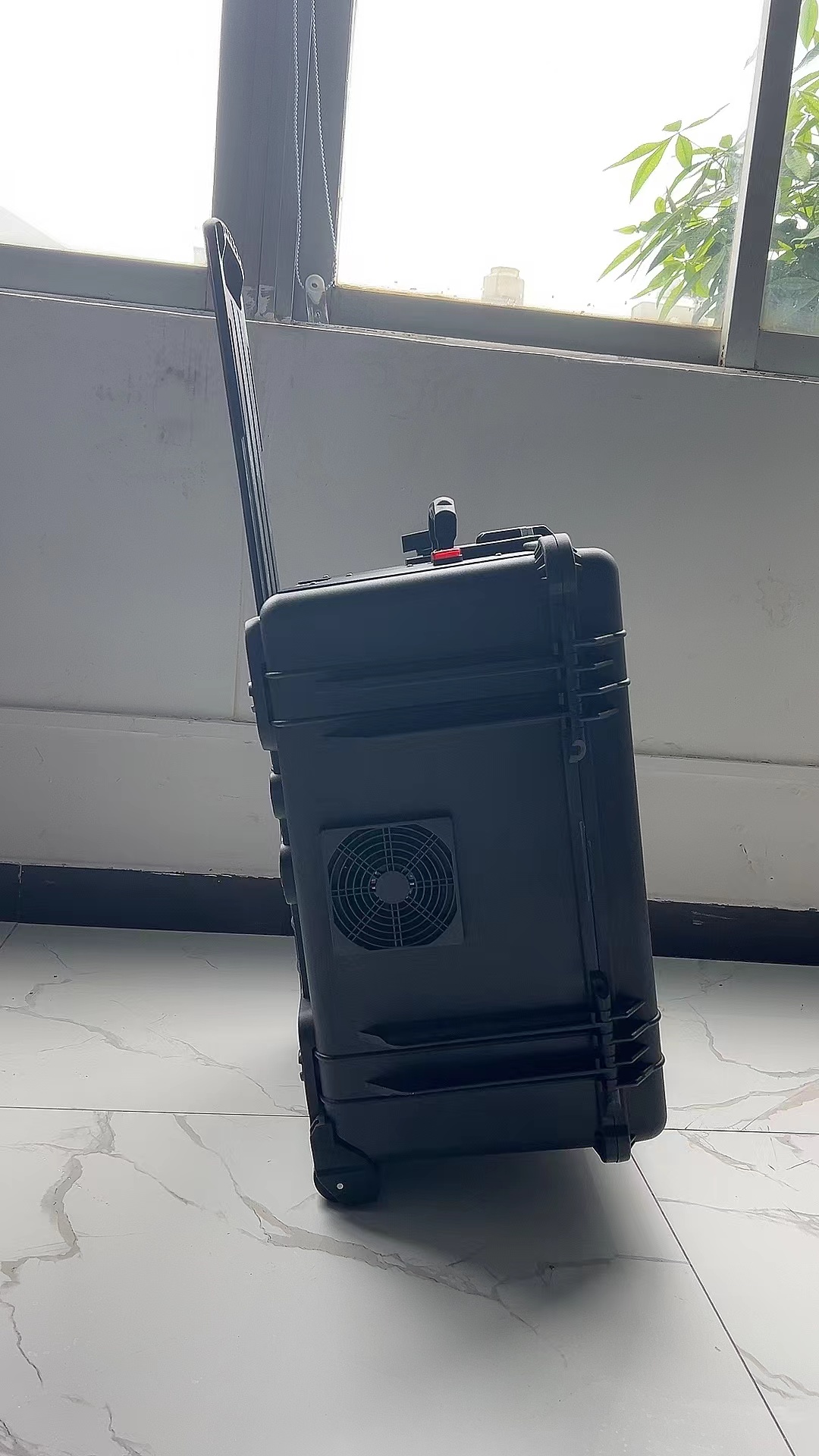 恩施手拉箱型移动通信干扰器